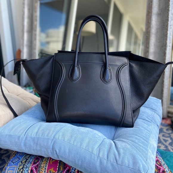 Authentic Celine Calfskin Medium Luggage Phantom Tote! Posh-mark Authenticated! - Picture 2 of 12